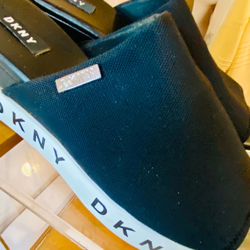 DKNY Women's Black and White Mules Size 10